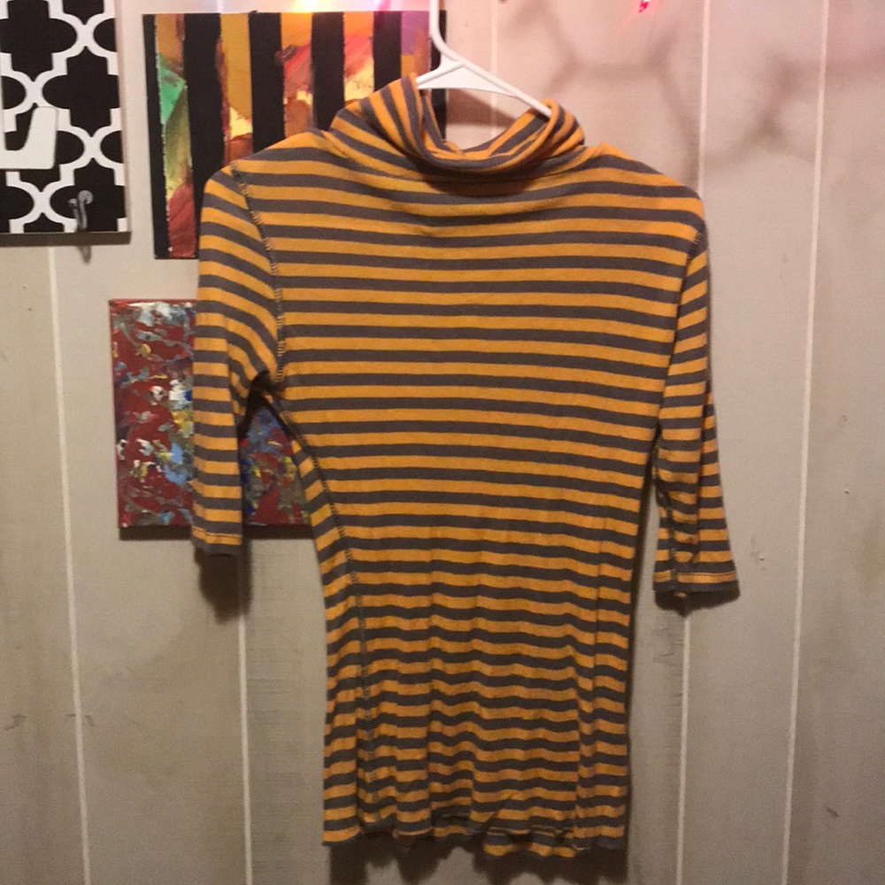 Rue 21 Top